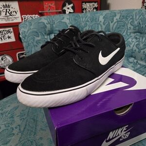 Nike SB Janoski